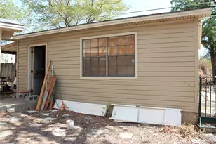 2804 Maplewood St, Granbury, TX 76048 - Photo 17