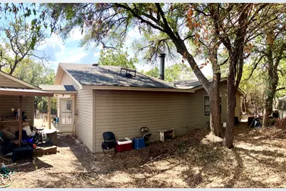 2804 Maplewood Street, Granbury, TX 76048 - Photo 35