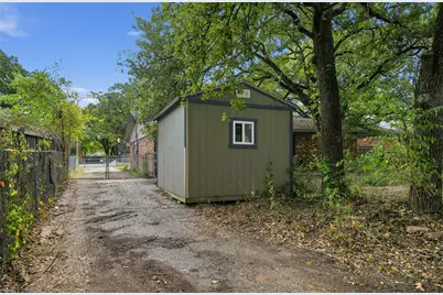 1611 Shepherd Lane, Dallas, TX 75253 - Photo 27
