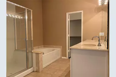 6705 Misty Hollow Drive, Plano, TX 75024 - Photo 13