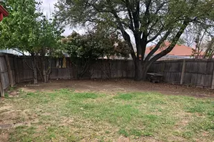 2021 Meadow Park Dr, Princeton, TX 75407 - Photo 11