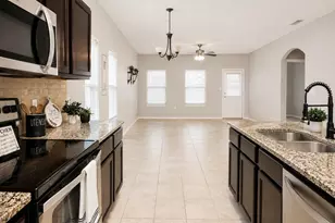 2021 Meadow Park Dr, Princeton, TX 75407 - Photo 5