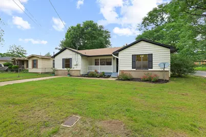 2401 Sunset Street, Denison, TX 75020 - Photo 3
