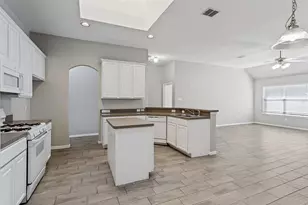 1610 Redwood Dr, Corinth, TX 76210 - Photo 11
