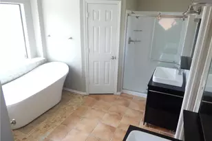 4208 Meadowdale Dr, Carrollton, TX 75010 - Photo 25