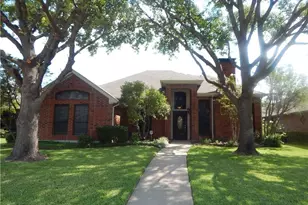 4208 Meadowdale Dr, Carrollton, TX 75010 - Photo 1