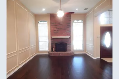 4208 Meadowdale Drive, Carrollton, TX 75010 - Photo 11