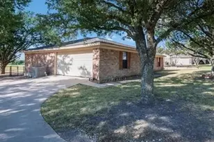 3517 W Moonlight Dr, Waco, TX 76706 - Photo 3