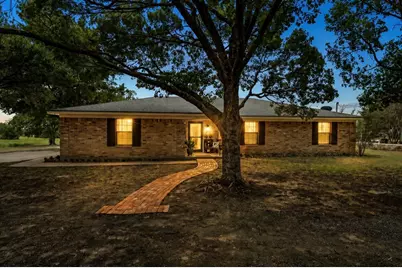 3517 W Moonlight Drive, Waco, TX 76706 - Photo 1