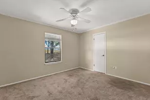 3517 W Moonlight Dr, Waco, TX 76706 - Photo 17