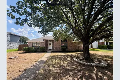 825 Weaver Street, Cedar Hill, TX 75104 - Photo 1