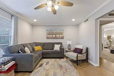 5827 Sandhurst Lane #C, Dallas, TX 75206 - Photo 7