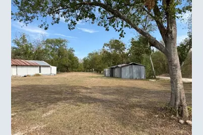406 Whitt Street, Groesbeck, TX 76642 - Photo 1