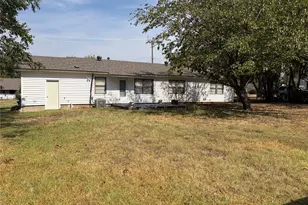 804 E Adams St, Itasca, TX 76055 - Photo 17