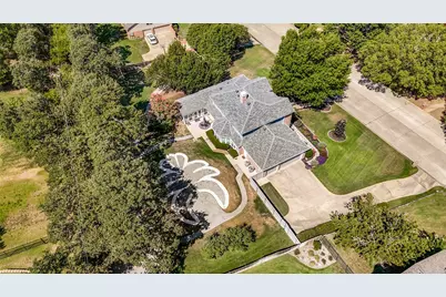 204 E Chapel Downs Drive, Southlake, TX 76092 - Photo 35
