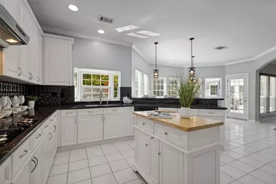 204 E Chapel Downs Drive, Southlake, TX 76092 - Photo 11