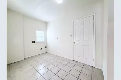 610 Colonial Drive, Garland, TX 75043 - Photo 21