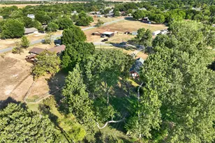 304 Daisy Rd, Midlothian, TX 76065 - Photo 23