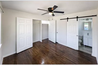 700 Pine Street, Hurst, TX 76053 - Photo 17