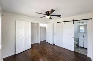700 Pine St, Hurst, TX 76053 - Photo 17