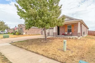 5913 Mountain Bluff Dr, Fort Worth, TX 76179 - Photo 19