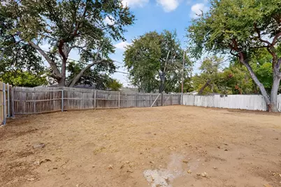 4801 Hollowbrook Road, Fort Worth, TX 76103 - Photo 39