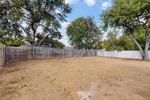 4801 Hollowbrook Rd, Fort Worth, TX 76103 - Photo 39