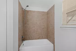 4801 Hollowbrook Rd, Fort Worth, TX 76103 - Photo 25