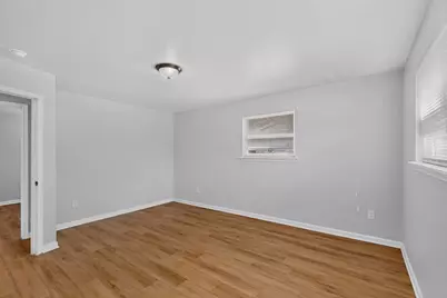 4801 Hollowbrook Road, Fort Worth, TX 76103 - Photo 21