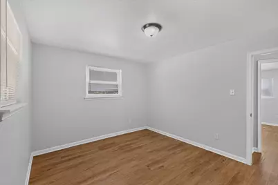 4801 Hollowbrook Road, Fort Worth, TX 76103 - Photo 27