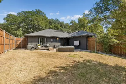 11919 Brookmeadow Lane, Dallas, TX 75218 - Photo 23