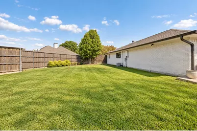 16801 Bradgate Court, Dallas, TX 75248 - Photo 5