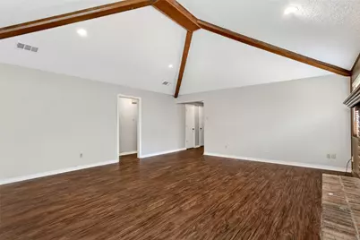 136 Shady Brook Drive, DeSoto, TX 75115 - Photo 13