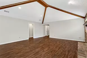 136 Shadybrook Dr, DeSoto, TX 75115 - Photo 13