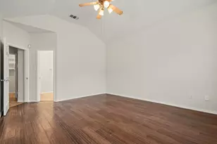 412 Flowering Plum Ln, Fort Worth, TX 76140 - Photo 19