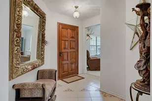 1903 Moody Ct, Arlington, TX 76012 - Photo 5