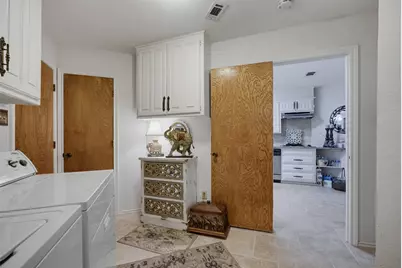 1903 Moody Court, Arlington, TX 76012 - Photo 31
