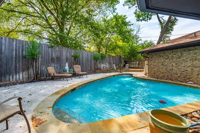 1903 Moody Court, Arlington, TX 76012 - Photo 35
