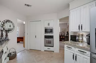 1903 Moody Ct, Arlington, TX 76012 - Photo 21