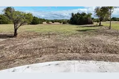000 Latigo Court, Oak Leaf, TX 75154 - Photo 9