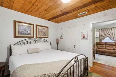 1326 4th Street, Graham, TX 76450 - Photo 9