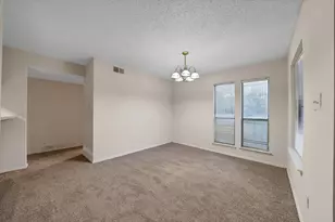 9621 Walnut St, Dallas, TX 75243 - Photo 9