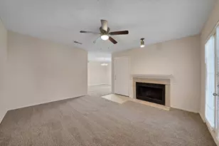 9621 Walnut St, Dallas, TX 75243 - Photo 5