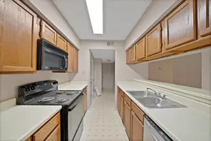 9621 Walnut St, Dallas, TX 75243 - Photo 19