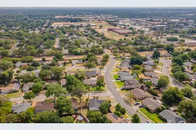 3101 Whisperwood Lane, Bedford, TX 76021 - Photo 33
