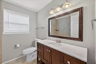 1121 Greendale Dr, Bedford, TX 76022 - Photo 21