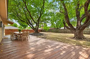 1121 Greendale Dr, Bedford, TX 76022 - Photo 23
