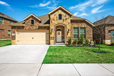 10505 Amarillo Lane, Aubrey, TX 76227 - Photo 1