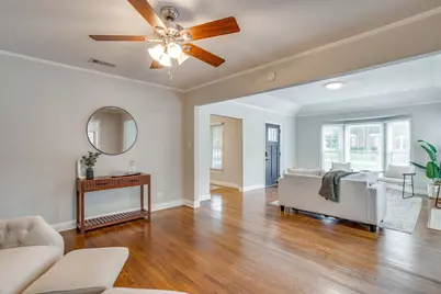 303 Harbin Avenue, Waxahachie, TX 75165 - Photo 11