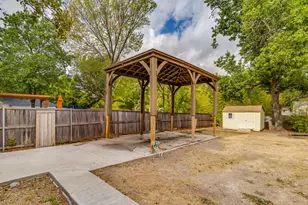 303 Harbin Ave, Waxahachie, TX 75165 - Photo 35